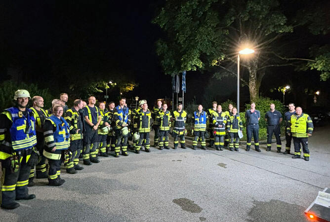Freiwillige Feuerwehr Bad Heilbrunn übt Rettungseinsatz an der Fachklinik